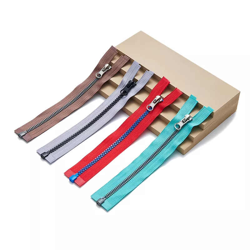 Zíper de plástico com dentes de formato especial